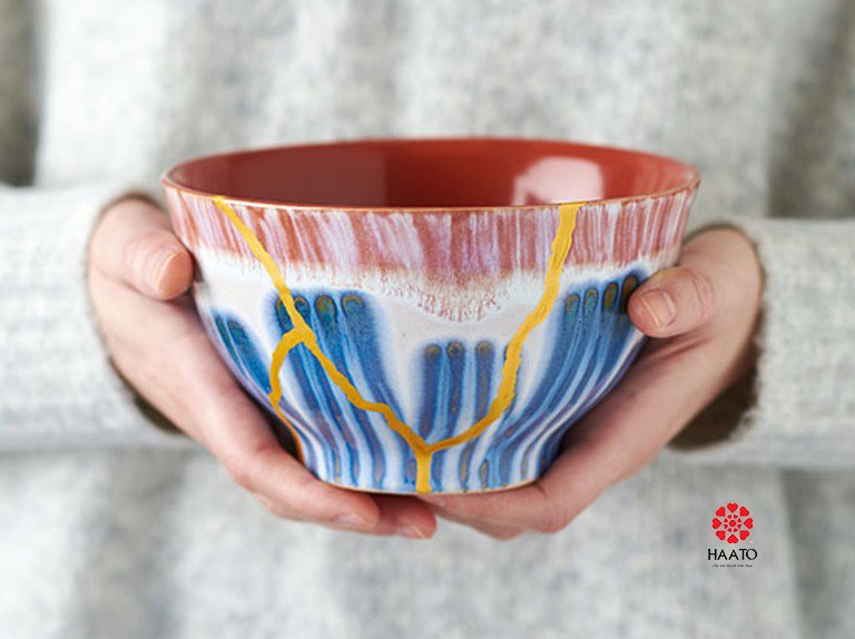 KINTSUGI – NGHỆ THUẬT VÁ GỐM BẰNG VÀNG